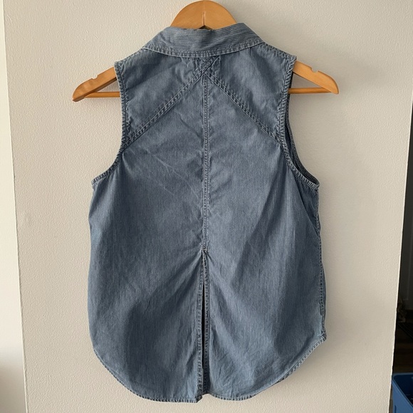 Chambray button up shirt - Picture 2 of 5